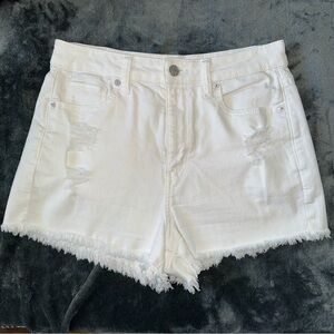 NWOT American Eagle white ripped denim mom shorts size 4
